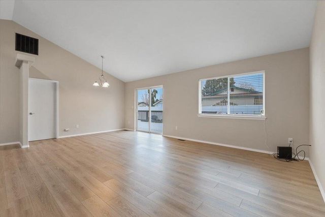 721 S McMillan Rd, Spokane Valley, WA 99016