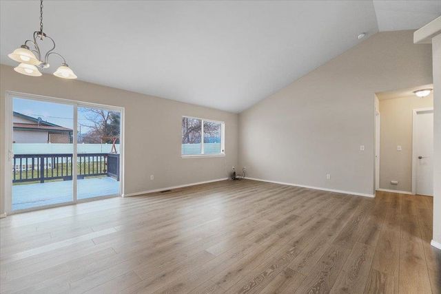 721 S McMillan Rd, Spokane Valley, WA 99016