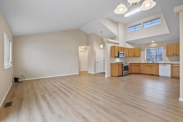 721 S McMillan Rd, Spokane Valley, WA 99016