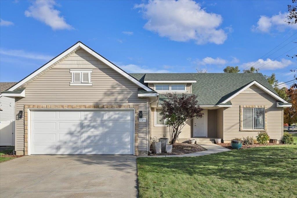 721 S McMillan Rd, Spokane Valley, WA 99016