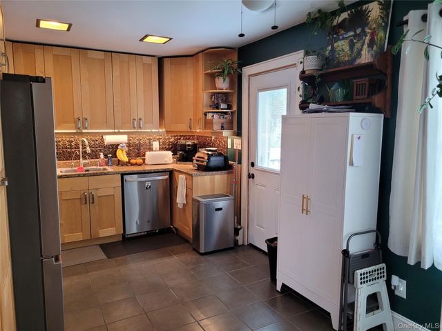 336 Jayne Boulevard, Port Jefferson Station, NY 11776