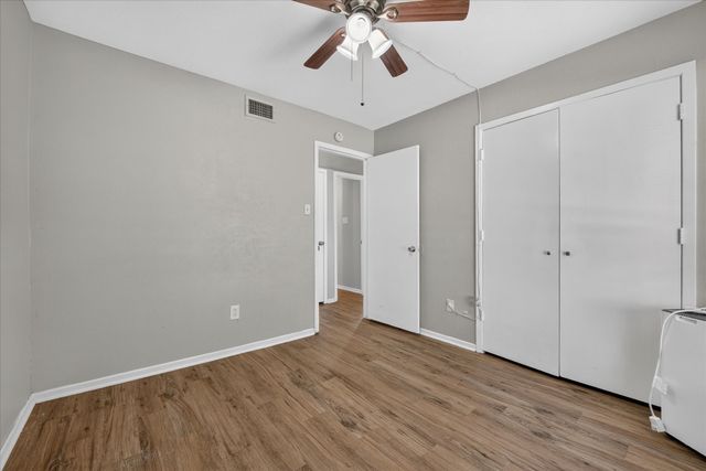 7012 Lincolnshire Lane, North Richland Hills, TX 76182