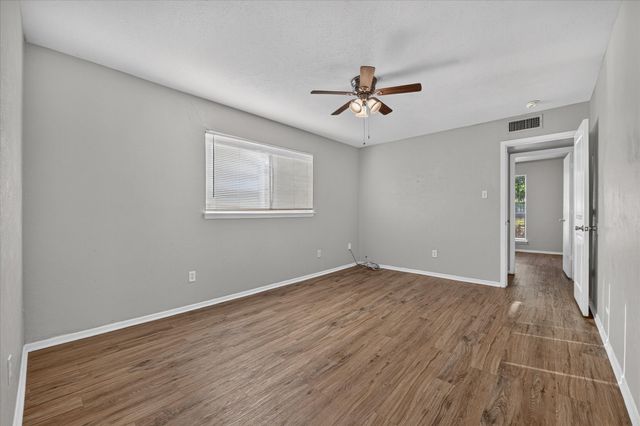 7012 Lincolnshire Lane, North Richland Hills, TX 76182