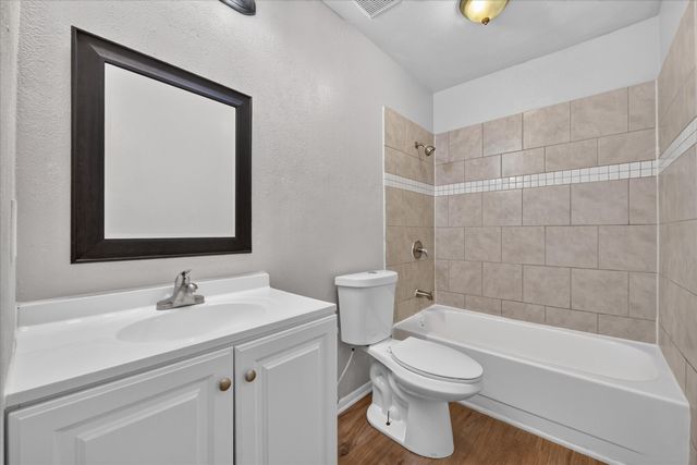 7012 Lincolnshire Lane, North Richland Hills, TX 76182