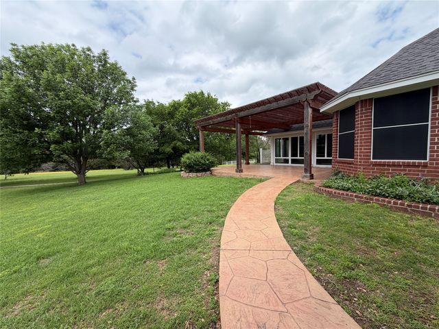 8816 Cleburne Highway, Granbury, TX 76049