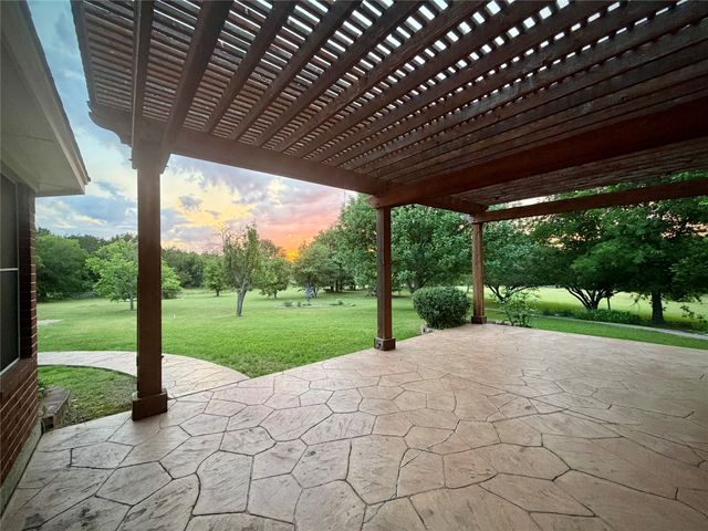 8816 Cleburne Highway, Granbury, TX 76049
