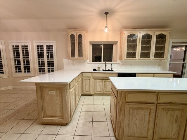 8816 Cleburne Highway, Granbury, TX 76049
