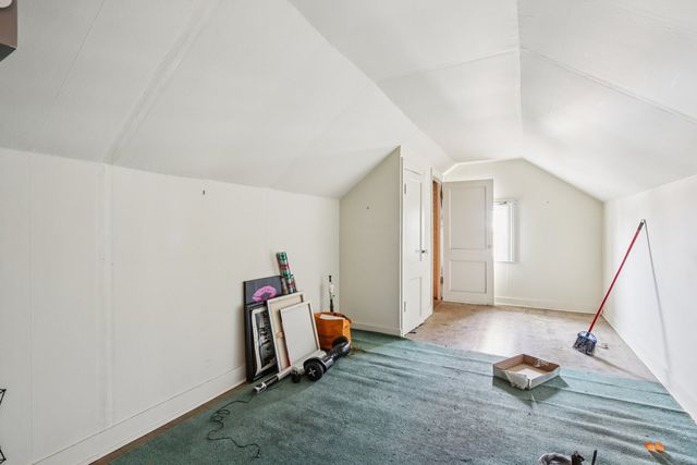 2246 Clinton Avenue, Berwyn, IL 60402