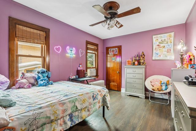 2246 Clinton Avenue, Berwyn, IL 60402