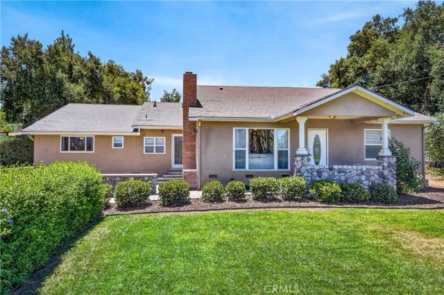 21 W Hilton Avenue, Redlands, CA 92373