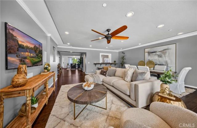 21 W Hilton Avenue, Redlands, CA 92373