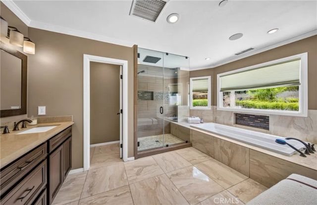 21 W Hilton Avenue, Redlands, CA 92373
