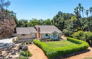 21 W Hilton Avenue, Redlands, CA 92373