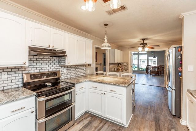 7684 Boardwalk, Lumberton, TX 77657