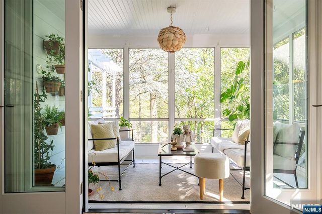 583 Highland Avenue, Montclair, NJ 07043