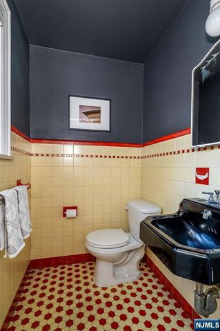 583 Highland Avenue, Montclair, NJ 07043