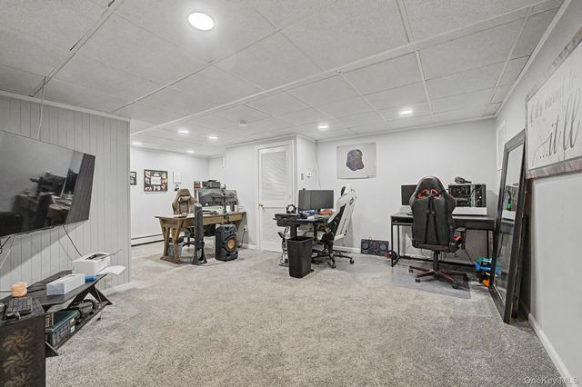15 Winnecomac Circle, Kings Park, NY 11754