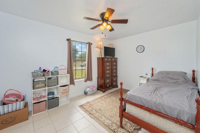 102 Alice Drive, Defuniak Springs, FL 32435