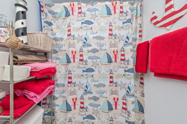 102 Alice Drive, Defuniak Springs, FL 32435