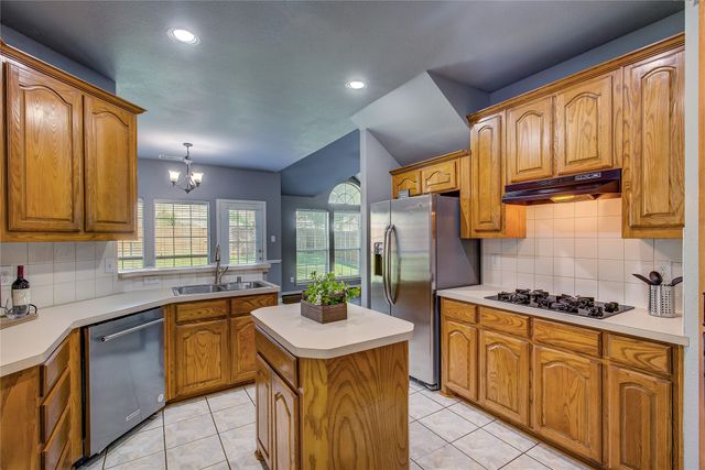 10801 Winged Foot Drive, Rowlett, TX 75089