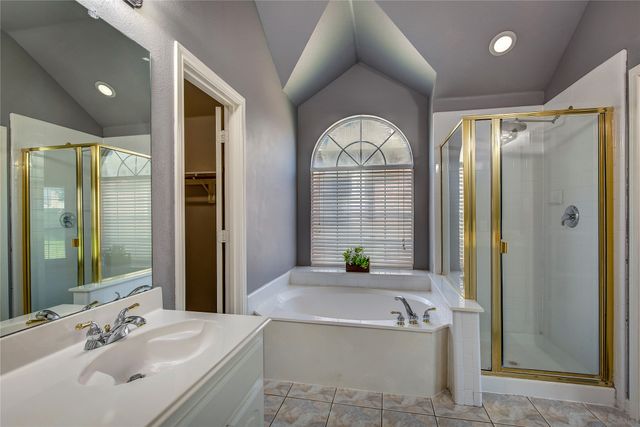 10801 Winged Foot Drive, Rowlett, TX 75089