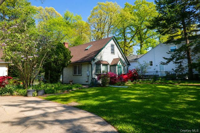 2027 Oakland Avenue, Wantagh, NY 11793