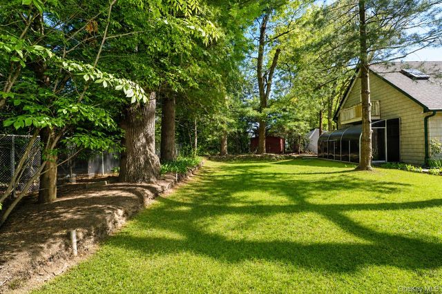 2027 Oakland Avenue, Wantagh, NY 11793