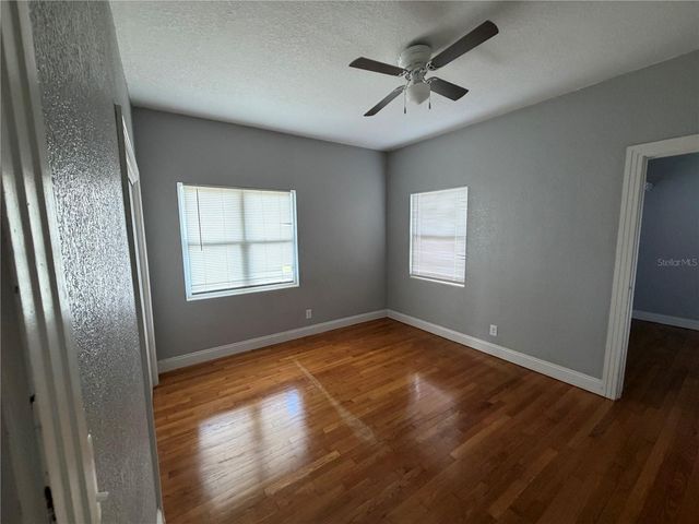 224 W LAKE AVENUE, Auburndale, FL 33823