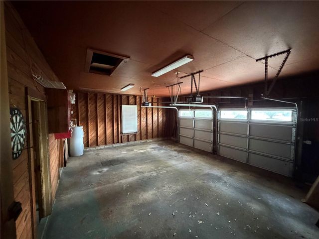 224 W LAKE AVENUE, Auburndale, FL 33823