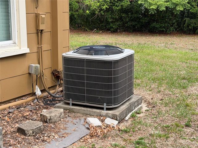 224 W LAKE AVENUE, Auburndale, FL 33823