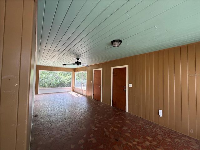 224 W LAKE AVENUE, Auburndale, FL 33823