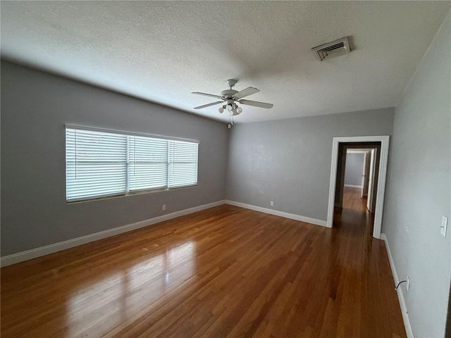 224 W LAKE AVENUE, Auburndale, FL 33823