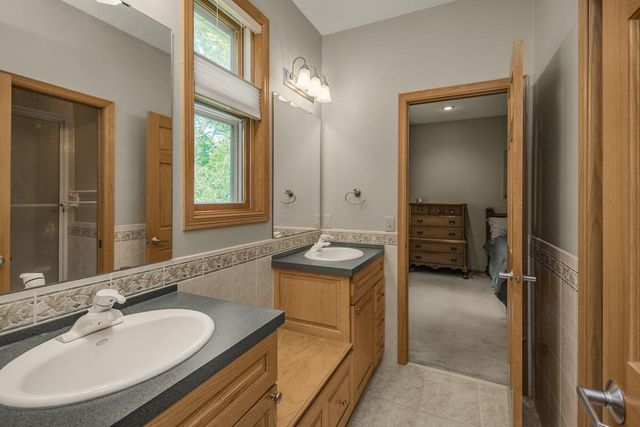 485 Preserve Path, West Saint Paul, MN 55118