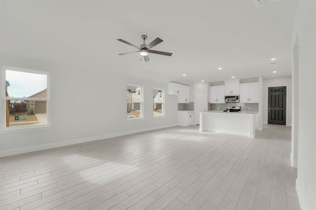 2901 Cantoni Creek, Princeton, TX 75407