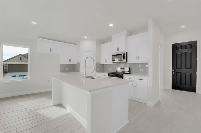 2901 Cantoni Creek, Princeton, TX 75407
