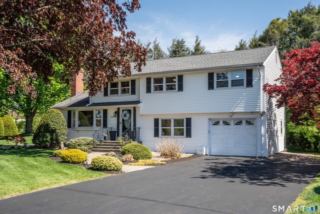 107 Knollwood Road, Rocky Hill, CT 06067