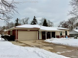 1671 New Jersey Avenue, Marysville, MI 48040