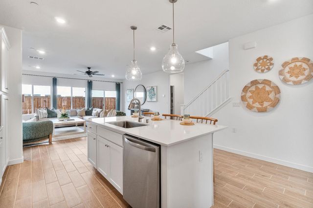 1053 Springtime Avenue, Clovis, CA 93619