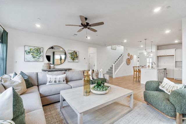 1053 Springtime Avenue, Clovis, CA 93619