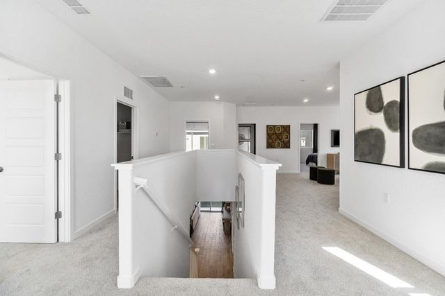 1053 Springtime Avenue, Clovis, CA 93619