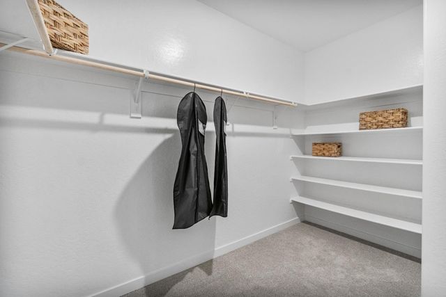 1053 Springtime Avenue, Clovis, CA 93619