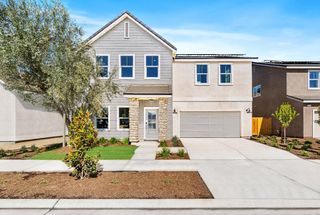 1053 Springtime Avenue, Clovis, CA 93619