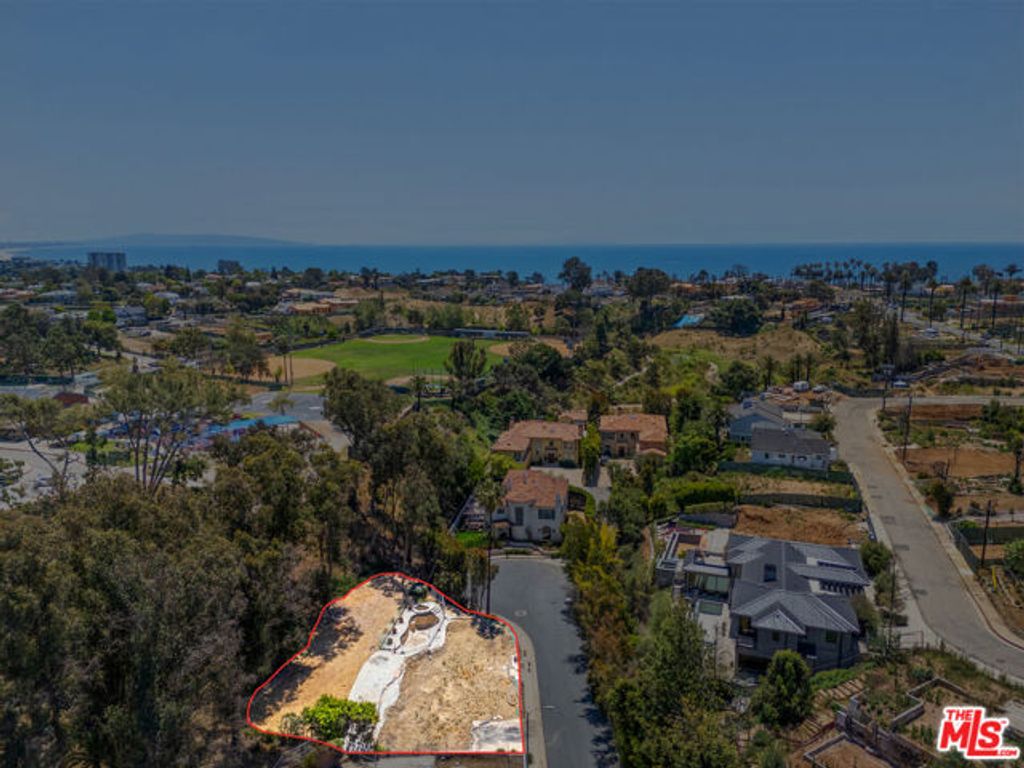 722 Patterson Place, Pacific Palisades (los Angeles), CA 90272