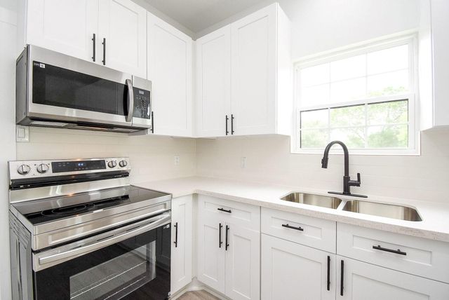 2707 Kirk Street, Houston, TX 77026