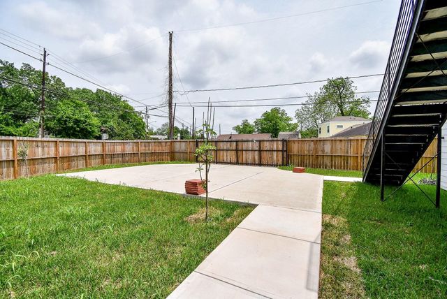 2707 Kirk Street, Houston, TX 77026