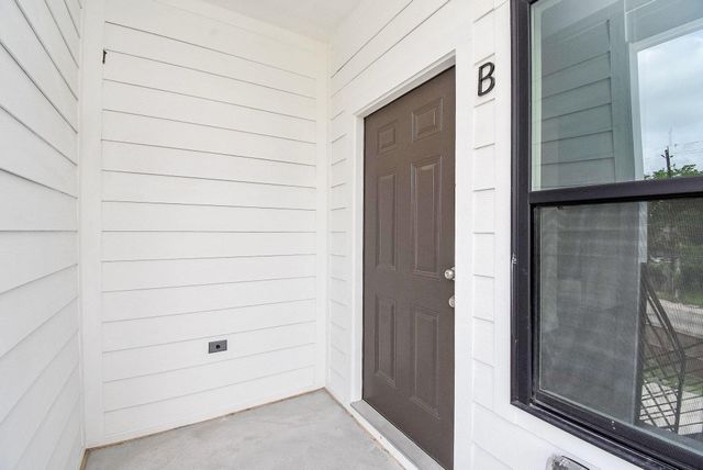 2707 Kirk Street, Houston, TX 77026