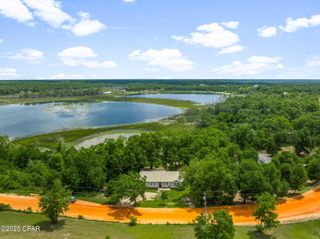 3068 Woodymarion Drive, Chipley, FL 32428