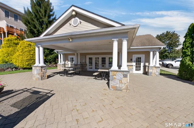 15 Scuppo Road 302, Danbury, CT 06811