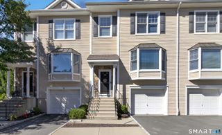 15 Scuppo Road 302, Danbury, CT 06811