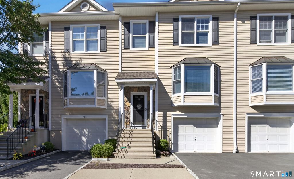 15 Scuppo Road 302, Danbury, CT 06811